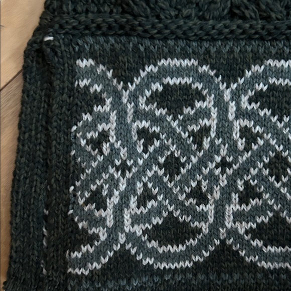 Irish Green Sweater from Ireland, size S - Picture 5 of 7